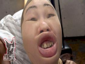 衝撃！こんな美女が！？パンスト変顔で顔面崩壊！？　サンプル画像16